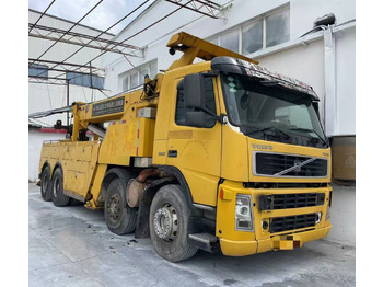 Tow truck VOLVO FM12
