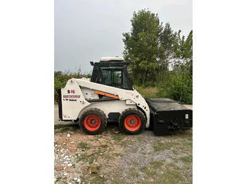 Skid steer loader BOBCAT S18