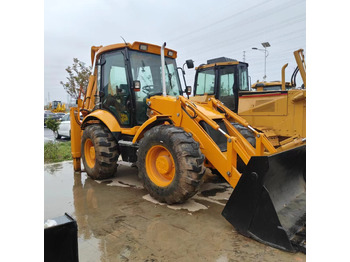 Backhoe loader JCB