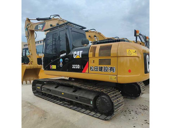 Crawler excavator CATERPILLAR 323