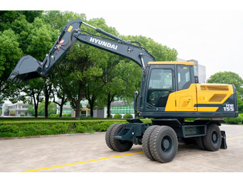 Wheel excavator HYUNDAI