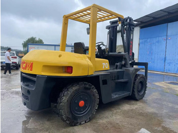 Diesel forklift TCM