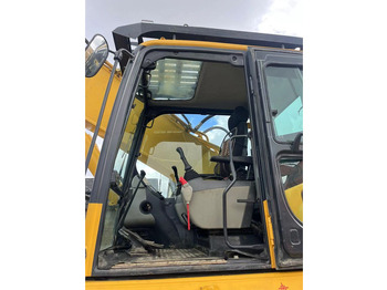 Crawler excavator Komatsu PC400-8R: picture 5 Crawler excavator Komatsu PC400-8R: picture 5