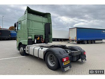 Tractor unit DAF XF 440 SC, Euro 6, / Standklima / Fridge: picture 2 Tractor unit DAF XF 440 SC, Euro 6, / Standklima / Fridge: picture 2