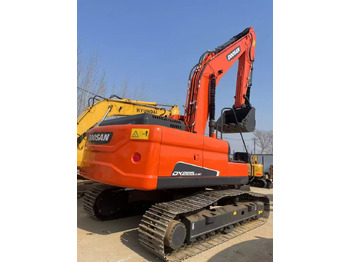 Crawler excavator DOOSAN DX225