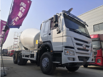 Concrete mixer truck SINOTRUK HOWO