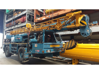 Mobile crane TEREX