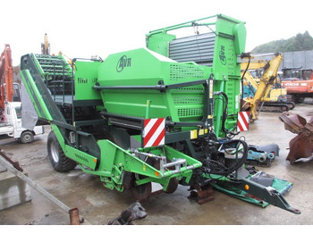 Potato harvester AVR