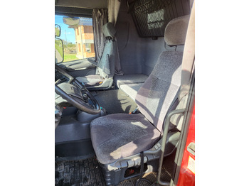 Cab chassis truck SCANIA 124: picture 5