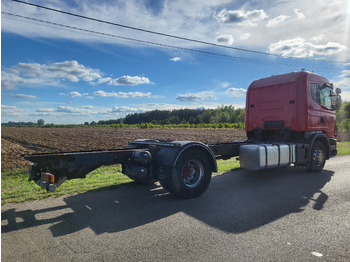 Cab chassis truck SCANIA 124: picture 4