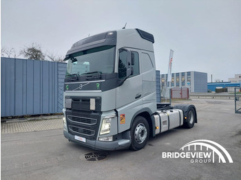 Tractor unit VOLVO FH 460