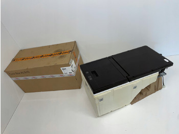 Cab and interior for Truck LODÓWKA CHŁODZIARKA MAN TGX3 TGX 3 TGX-3 81639106445: picture 5 Cab and interior for Truck LODÓWKA CHŁODZIARKA MAN TGX3 TGX 3 TGX-3 81639106445: picture 5