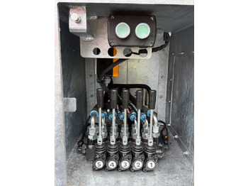 New Autotransporter semi-trailer KALEPAR KLP2Y: picture 3