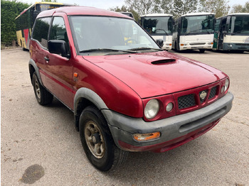 Car Nissan: picture 4