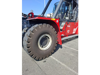 Reach stacker CVS FERRARi F500 RS3: picture 4 Reach stacker CVS FERRARi F500 RS3: picture 4