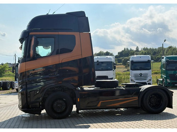 Tractor unit Ford F-MAX GEN2: picture 4 Tractor unit Ford F-MAX GEN2: picture 4