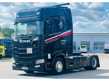 Tractor unit SCANIA S 500