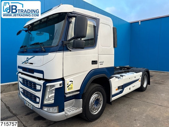 Tractor unit VOLVO FM 460