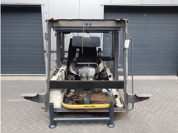Cab and interior AHLMANN