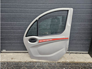 Cab and interior MANITOU