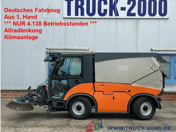 Road sweeper HAKO
