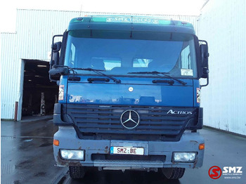 Dropside/ Flatbed truck, Crane truck Mercedes-Benz Actros 3235 hiab 166d-3: picture 2