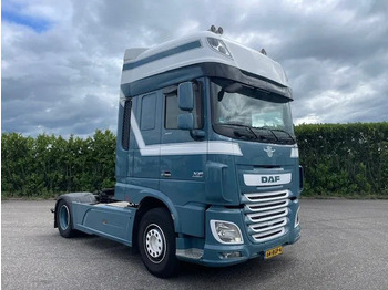 Tractor unit DAF XF 460