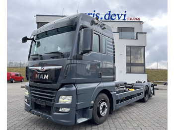 Cab chassis truck MAN TGX 26.500