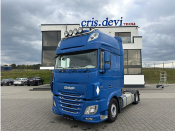 Tractor unit DAF XF 460