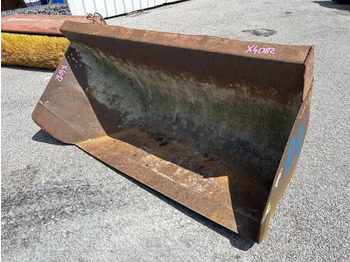 Loader bucket