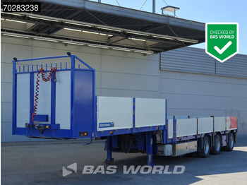 Low loader semi-trailer