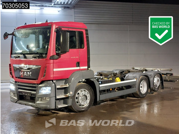 Container transporter/ Swap body truck MAN TGS 26.320