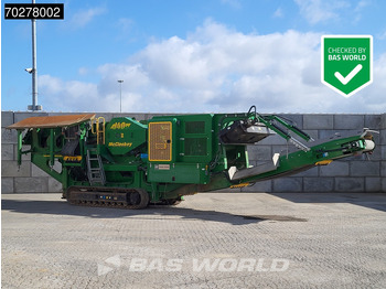 Mobile crusher McCLOSKEY