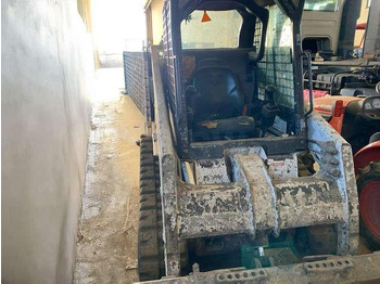 Compact track loader BOBCAT