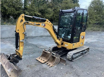 Mini excavator CATERPILLAR 302