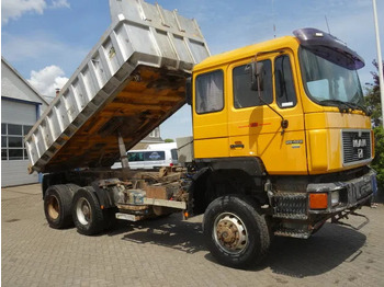 Tipper MAN 26.422