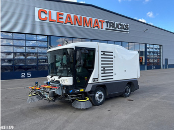 Road sweeper Ravo 540 CD Euro 6 with 3-rd brush: picture 3 Road sweeper Ravo 540 CD Euro 6 with 3-rd brush: picture 3