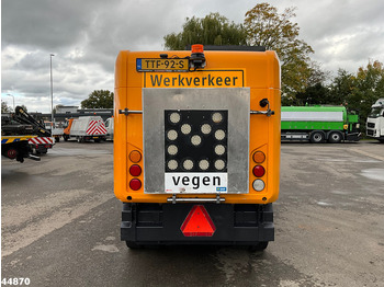 Road sweeper Ravo 540 with 3-rd brush: picture 5