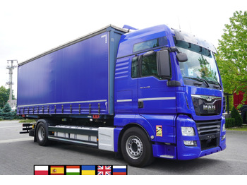 Curtainsider truck MAN TGX
