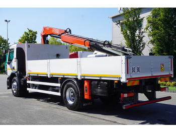 Dropside/ Flatbed truck, Crane truck RENAULT C320 P 4x2 / FASSI crane 6.2 T / range 10 m / Flatbed 15 EPAL / 50 tho. km!: picture 3