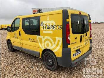 Car RENAULT TRAFIC 6: picture 2
