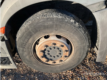 Tractor unit 2012 Mercedes-Benz Actros 1845LS 4x2 S/A Sleeper Truck Tractor: picture 5