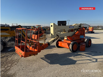 Articulated boom JLG