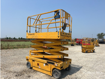 Scissor lift HAULOTTE Compact 10