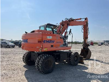 Wheel excavator FIAT KOBELCO E145W: picture 3