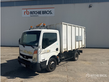 Tipper van NISSAN