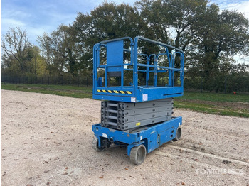 Scissor lift GENIE