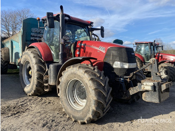 Farm tractor CASE IH Puma 220