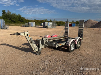 Low loader trailer HUBIERE