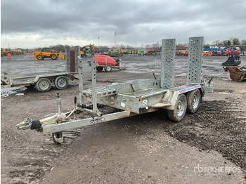 Low loader trailer